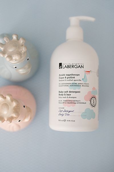 Φυσικό αφρόλουτρο - σαμπουάν με άνθη ρυζιού, χυμό αλόης για την βρεφική και παιδική φροντίδα