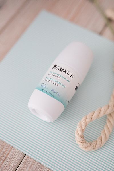 Νέο φυσίκο αποσμητικό roll on με πλούσια κρυσταλλικά άλατα φυσικής προέλευσης, no parabens