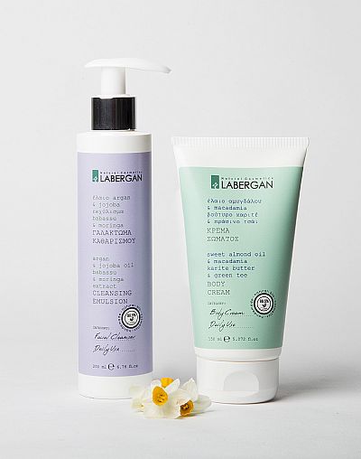 Κρέμα σώματος έλαιο αμυγδάλου ✚ Γαλάκτωμα καθαρισμού προσώπου με εκχύλισμα μορινγκά  