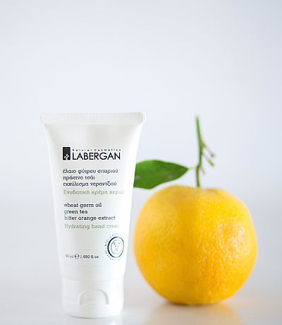 Ενύδατικη κρέμα χεριών με έλαιο φύτρο σιταριού πράσινο τσάι εκχύλισμα νερατζιού